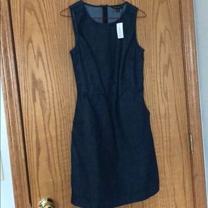Denim pocket sheath dress